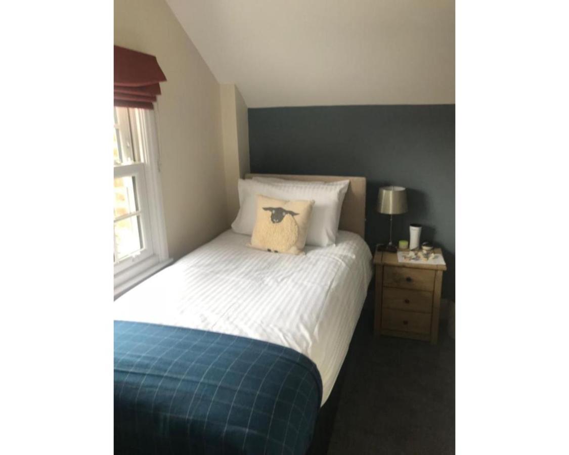 Iffley Town House 3*